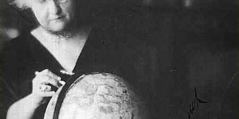 Astrólogos Notáveis - Evangeline Adams