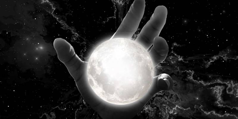 A Lua nos 4 elementos