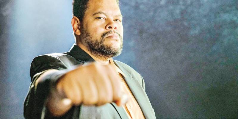 O mapa astral de Babu Santana, o anti-galã do Big Brother Brasil